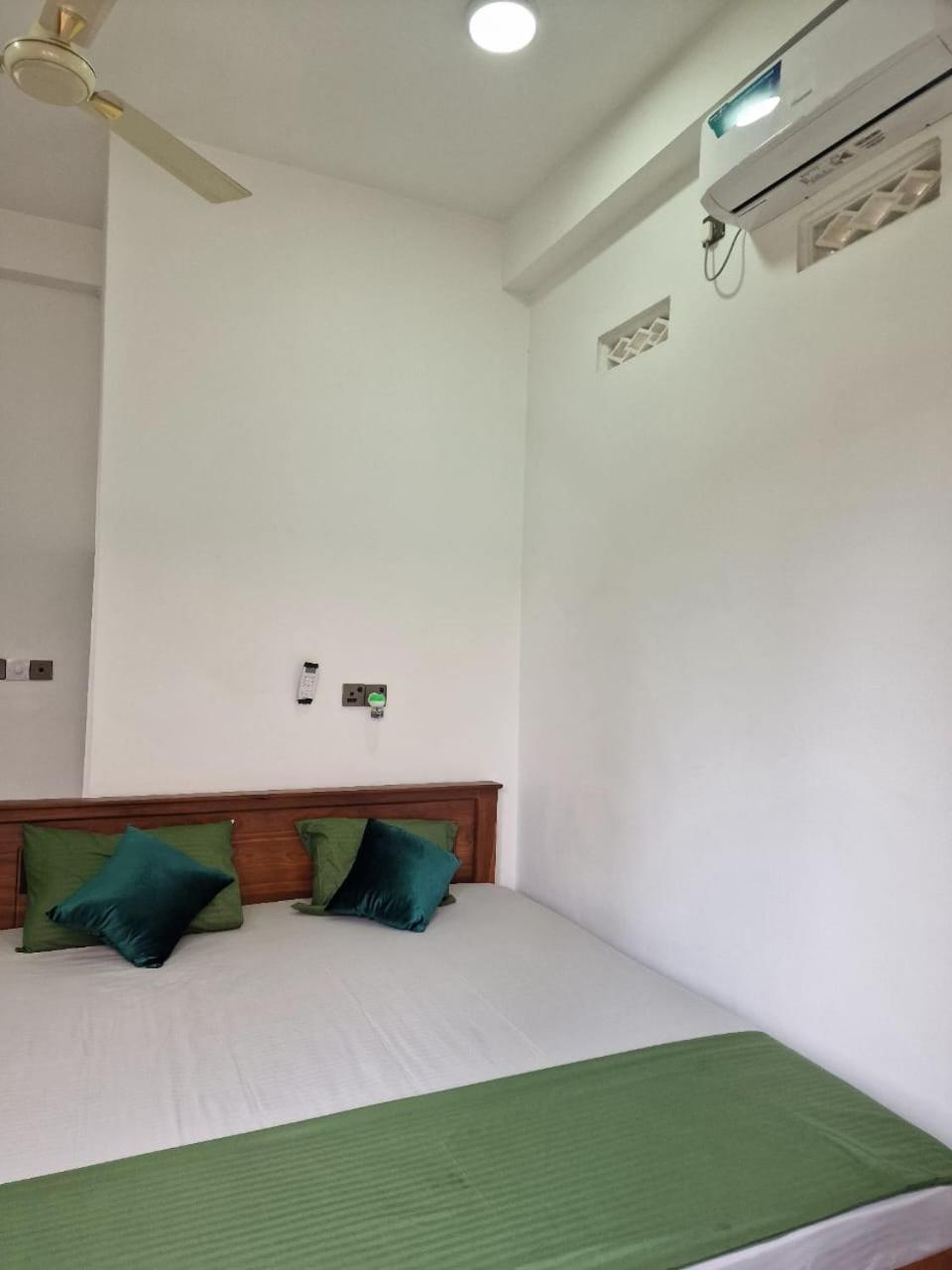 Javi Holiday Home 亭可马里 外观 照片