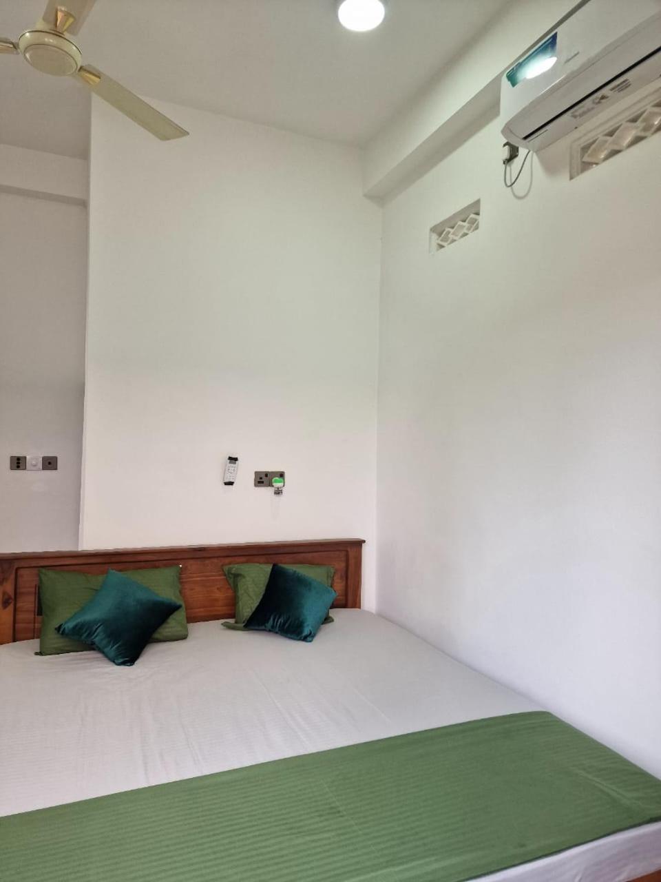 Javi Holiday Home 亭可马里 外观 照片